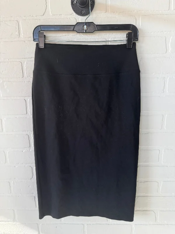 Versatile Clothing Skirt Midi By Halogen In Black, Size: 0