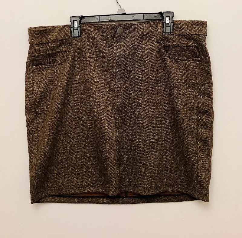 Easy Wardrobe Skirt Midi By Liverpool In Brown, Size: 18