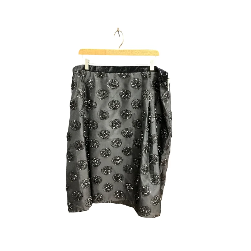 Personalized Contrast Design Skirt Mini & Short By Talbots In Black, Size: 20