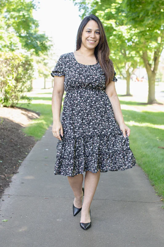 Fashionable Fit The Renee in Black Hydrangea (FINAL SALE)