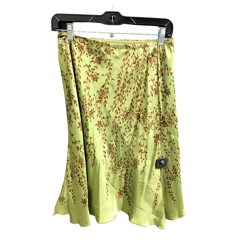 Trendy Vibes Skirt Mini & Short By Max Studio In Green, Size: Xs