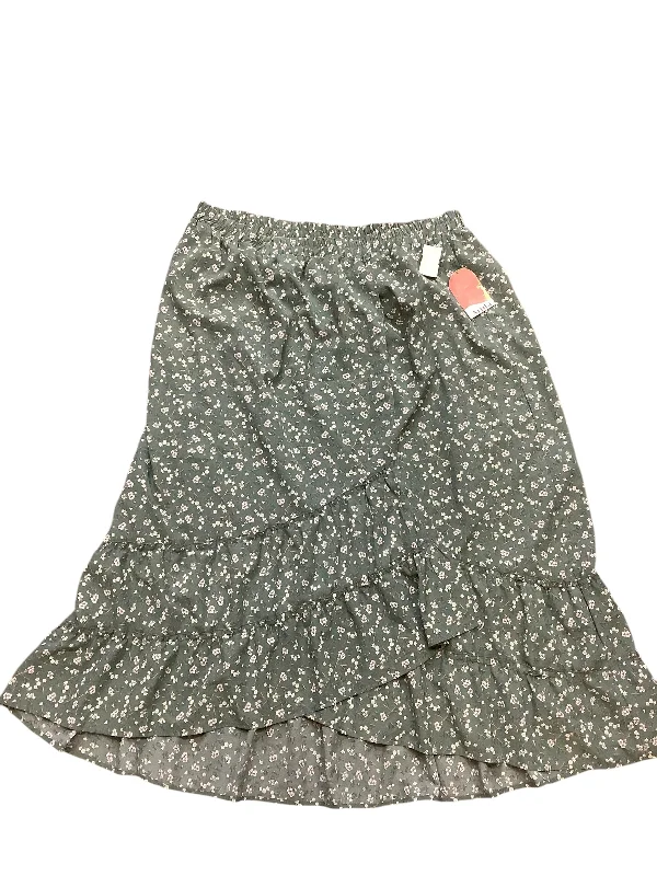 Soft Fabrics Skirt Maxi By Cmc In Green, Size: 3x