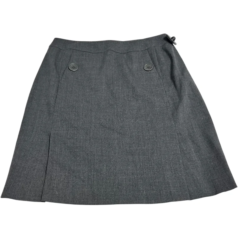 Everyday Style Skirt Mini & Short By Talbots In Grey, Size: M