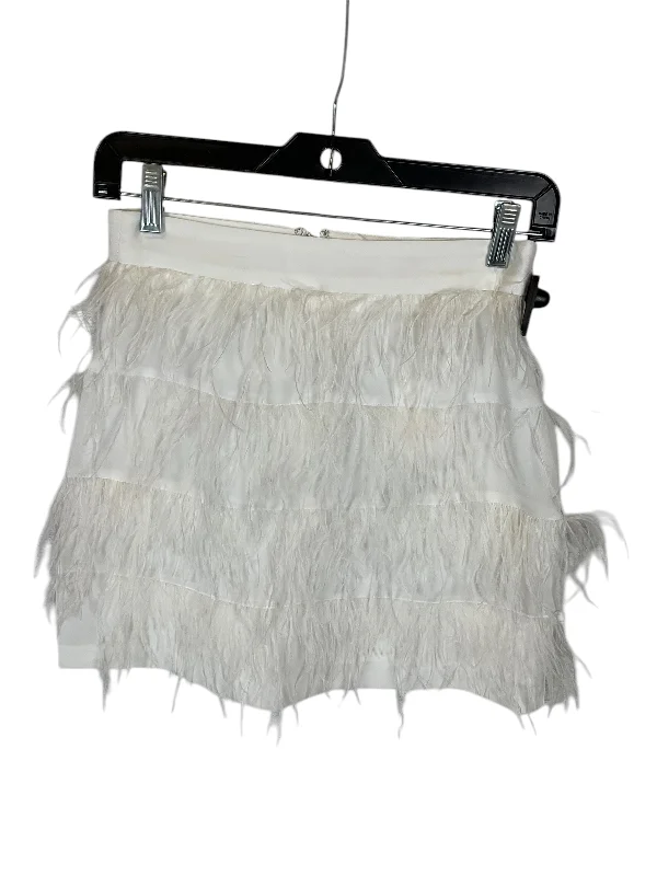 Fashion Staples Skirt Mini & Short By Gianni Bini In White, Size: Xs