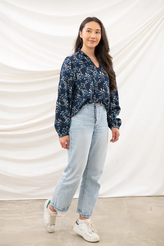 Budget Apparel Grace Blouse - Navy Leaf