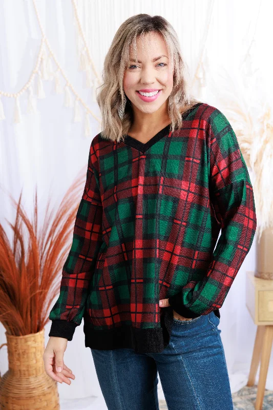 Relaxed Wardrobe Merry Me Plaid Pullover