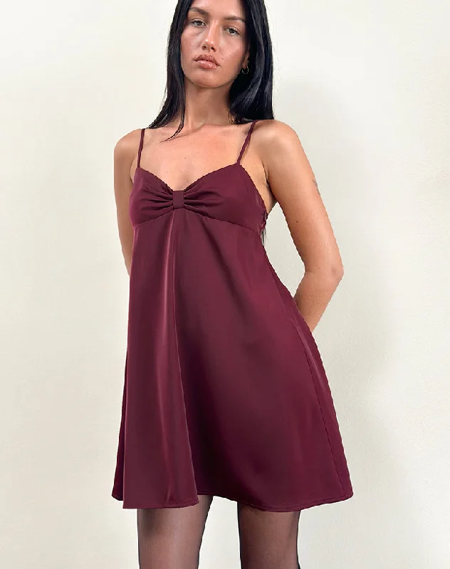 Daily Comfort Rafaila Mini Slip Dress in Satin Burgundy