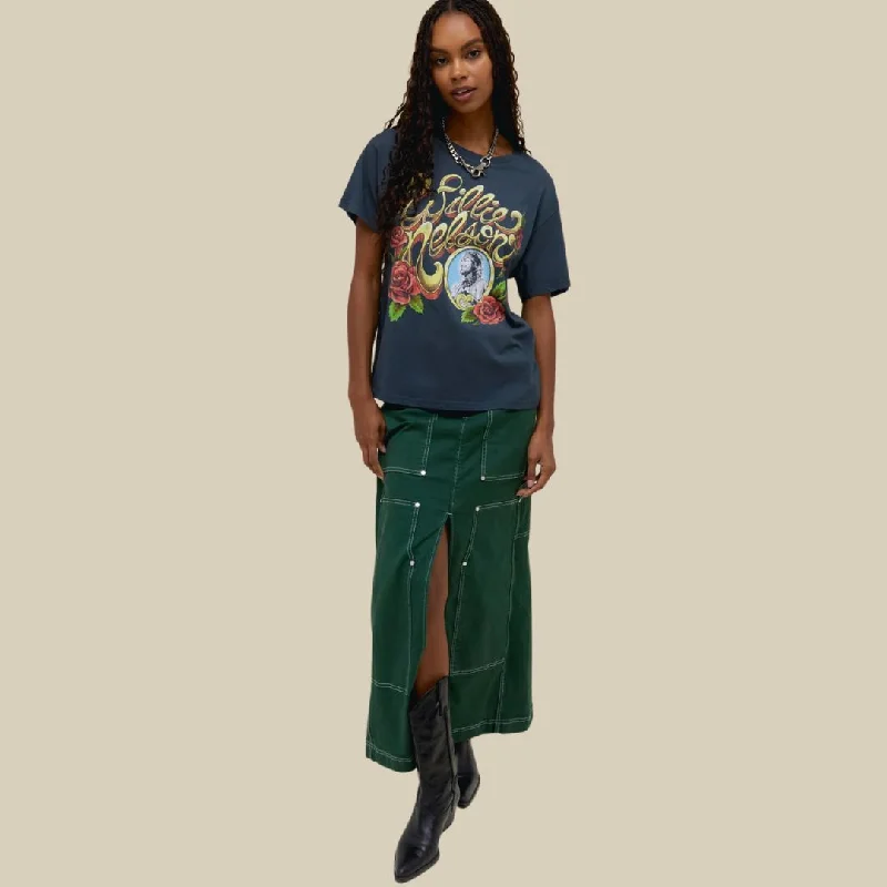 Affordable Chic Willie Nelson Rose Frame Boyfriend Tee (Vintage Black)