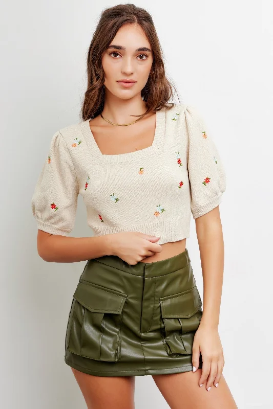 Minimalist Style Beige Square Neck Floral Embroidered Sweater