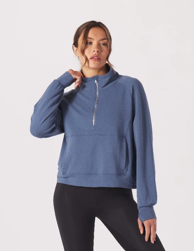 Fashion Comfort Daily Scuba 1/4 Zip: Washed Blue