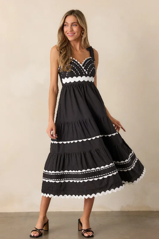 Sporty Look Elegant Edge 100% Cotton Black Ricrac Maxi Dress