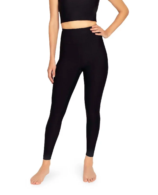 Versatile Clothing High Rise Leggings In Jet Black