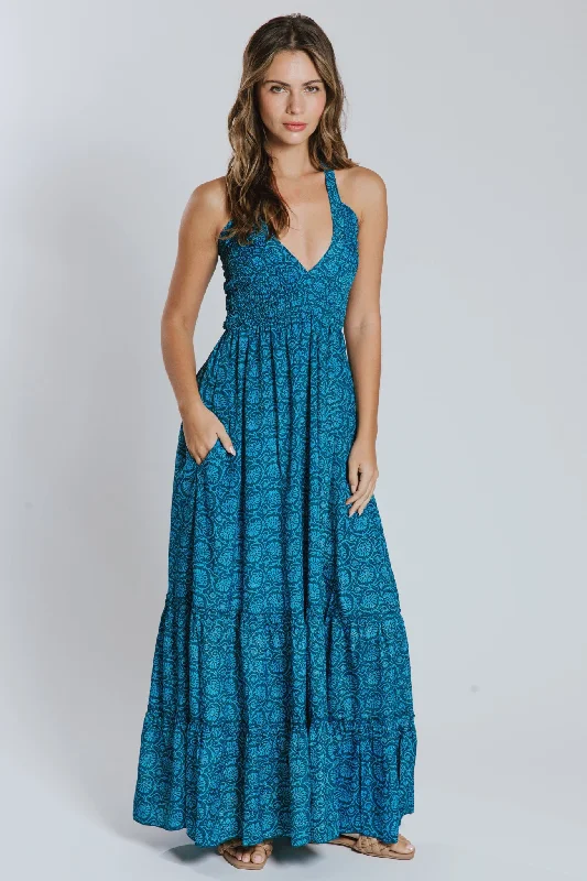 Personalized Heterogeneous Splicing Aarya Halter Maxi Dress