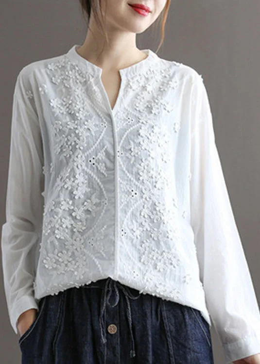 Lightweight Clothes Cute White V Neck Embroideried Floral Solid Cotton Top Spring