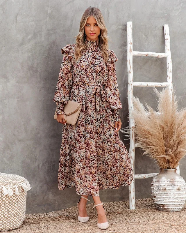 Minimalist Style Swoop Printed Open Back Maxi Dress