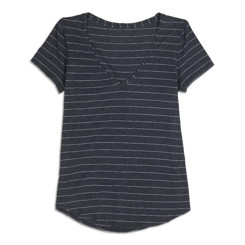 Relaxed Fashion Love T-Shirt - Resale