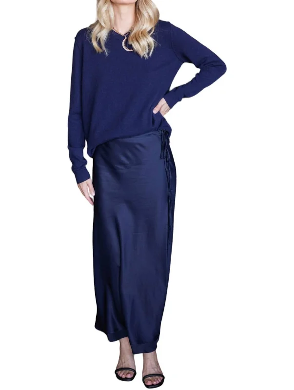 Soft Looks New Crown Sweater In Regal