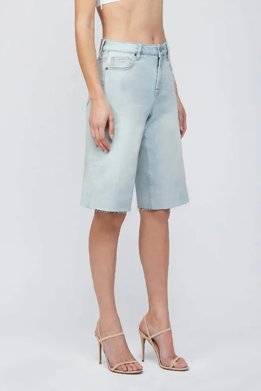 Fashion Staples Alyx Baggy Shorts In Medium Light