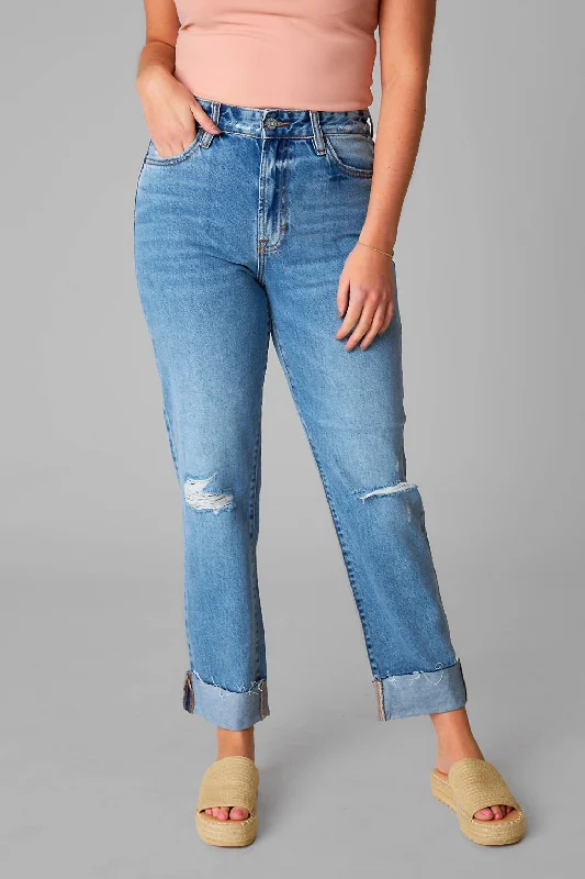 Easy Wardrobe Bailey High Rise Slim Boyfriend Jean In Medium Blue