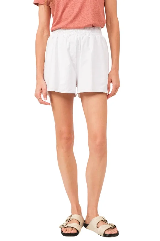 Trendy Vibes Cheyna Sweat Shorts In White