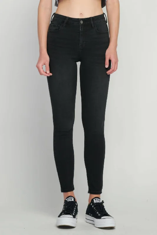Smart Outfits Mid Rise Skinny Jeans In Black