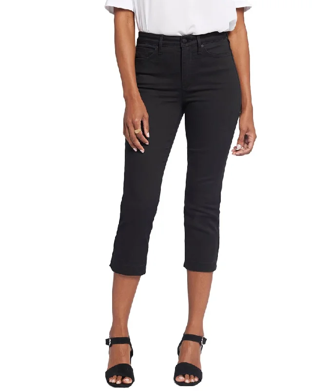 Sleek Outfits NYDJ Chloe Black Capri Jean