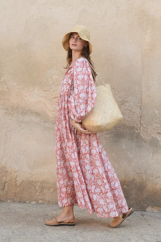 Classic Comfort The Goa Dress // Guava
