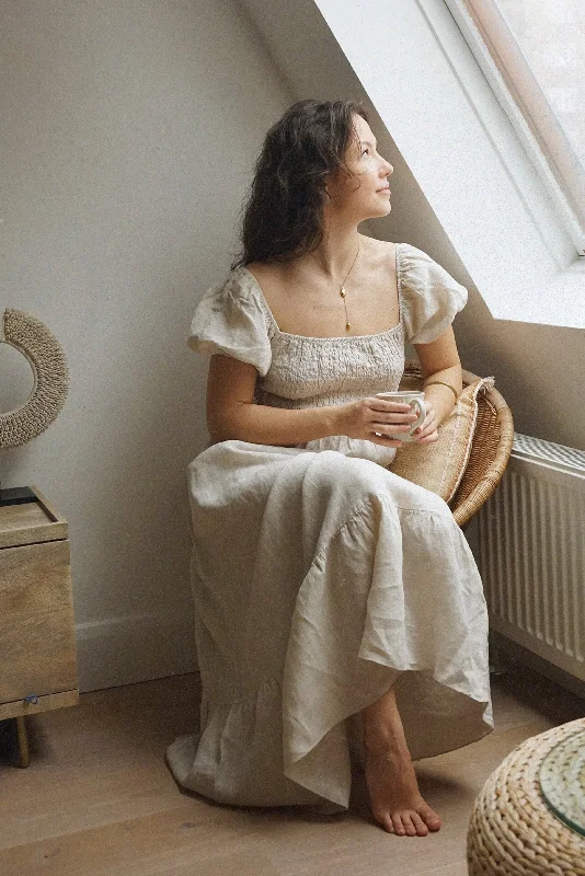 Fashion Layers The Soller Dress // Moon