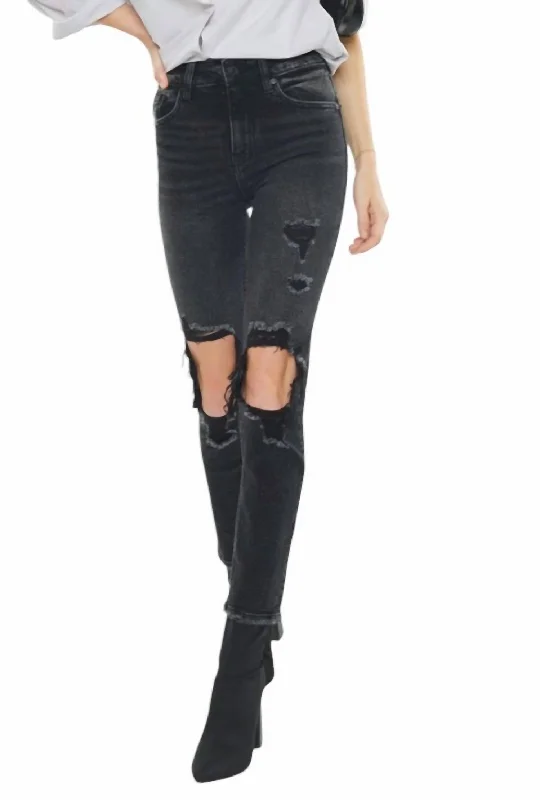 Minimalist Style Women's Braden Jeans In Black