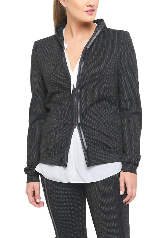 Cozy Essentials Colon Zip Jacket In Black
