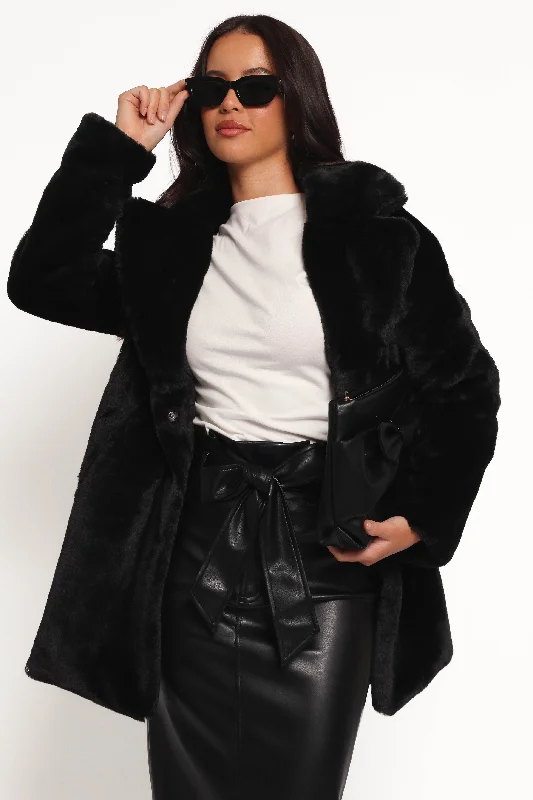 Comfortable Wardrobe Meeka Faux Fur Jacket - Black
