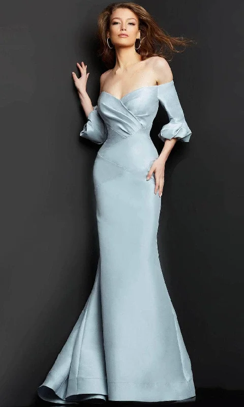 Comfortable Layers Jovani 09420